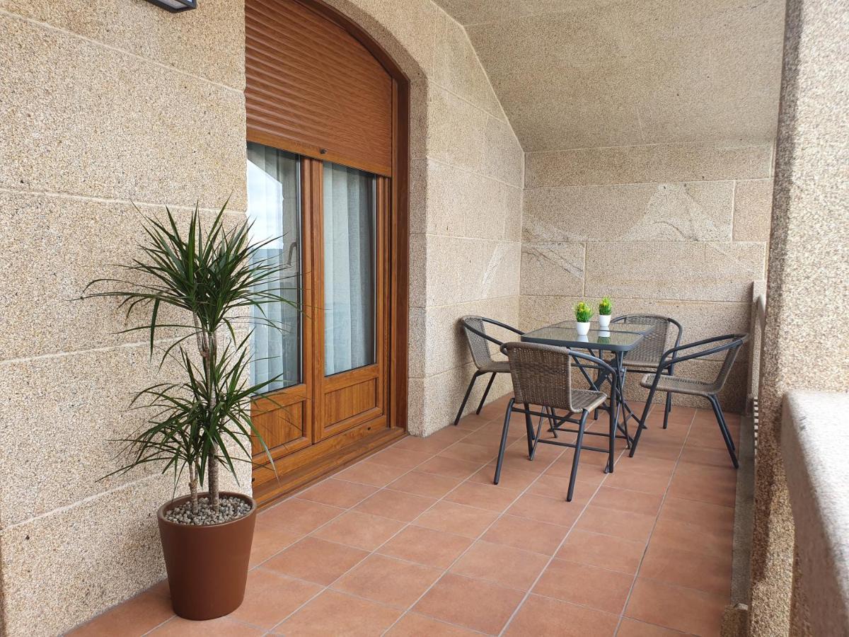 Apartamento A Casa Da Feira Pontevedra Bagian luar foto