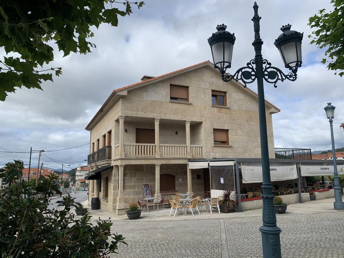 Apartamento A Casa Da Feira Pontevedra Bagian luar foto